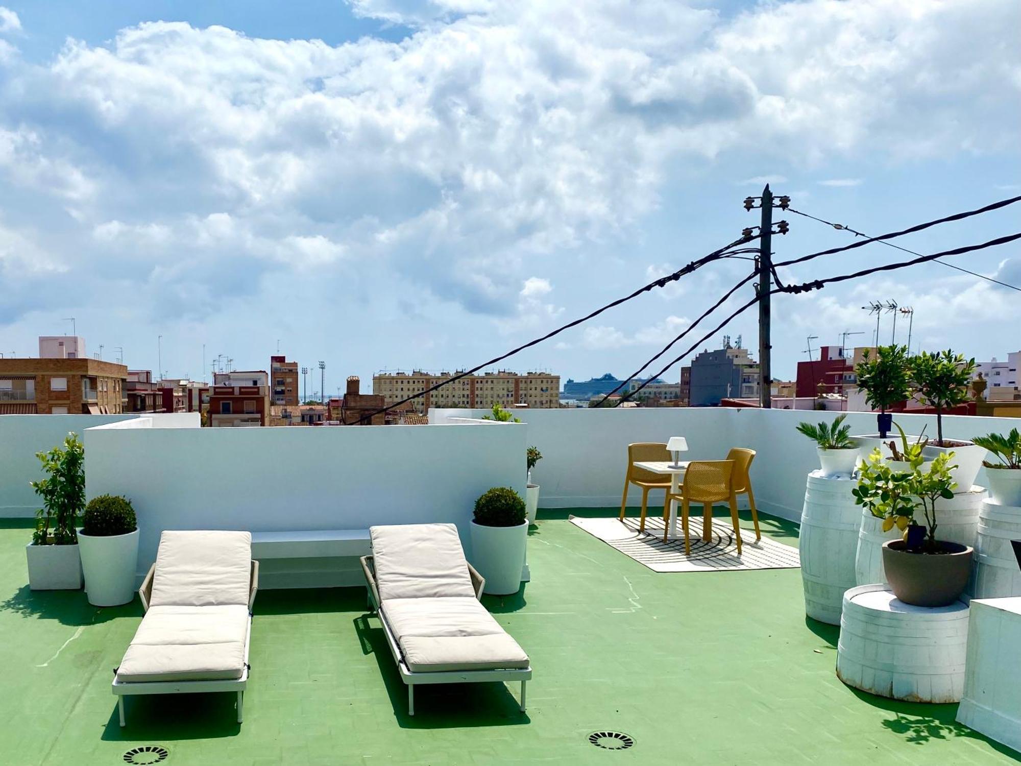 Habitacion En Playa Malvarrosa Con Bano Privado -No Ac- Valência Exterior foto